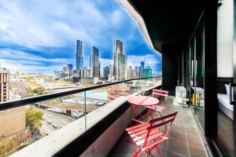 Riverview Suites By Edgetrip Ville de Ville de Melbourne Extérieur photo