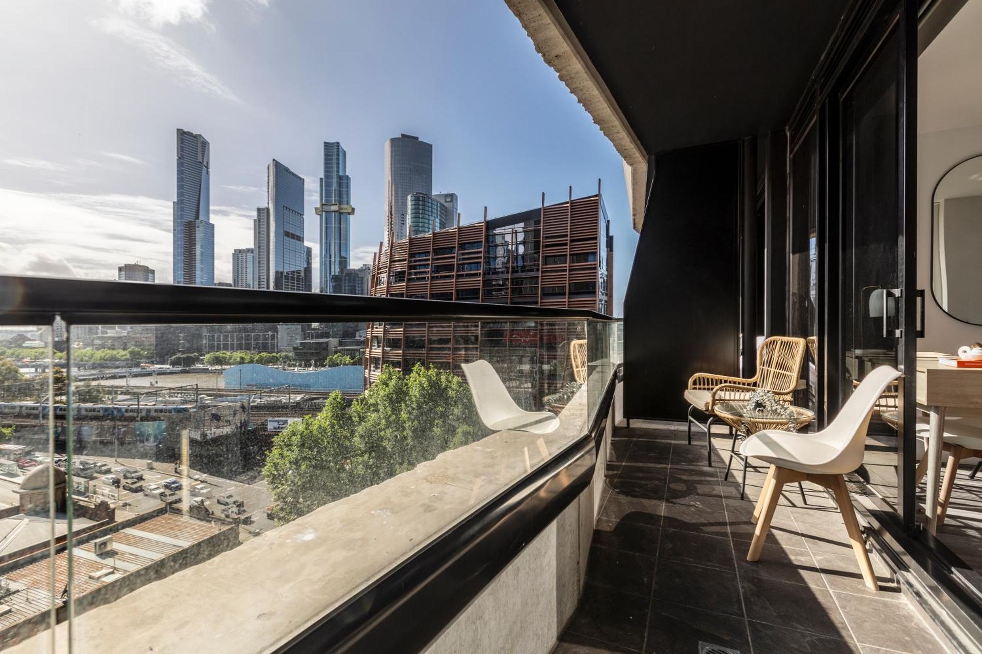 Riverview Suites By Edgetrip Ville de Ville de Melbourne Extérieur photo